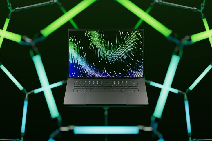 un color computadora portátil 6B0F7 personaliza tu espada 16 Razer