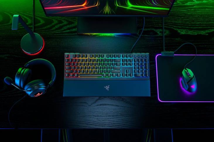 un color teclado 6B0F75 ornata v3 - nosotros Razer