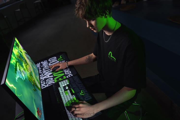 un color vestir 6B0F191 camiseta con estampado daicock de evisu Razer